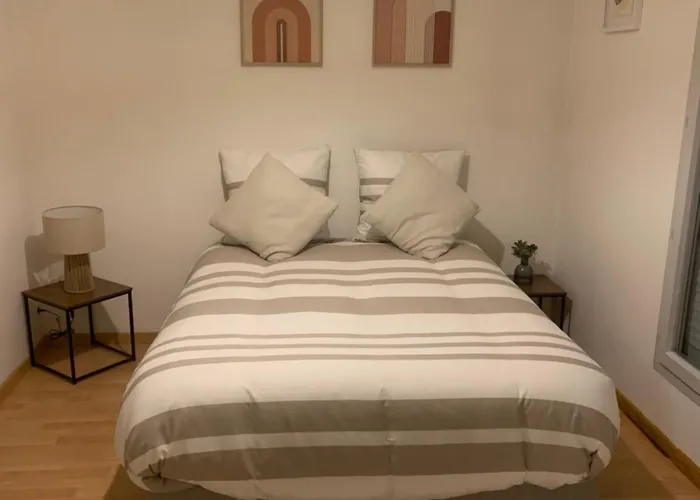 City Rose T2, Climatisation,Parking Prive, Piscine, Wifi , Tout Confort