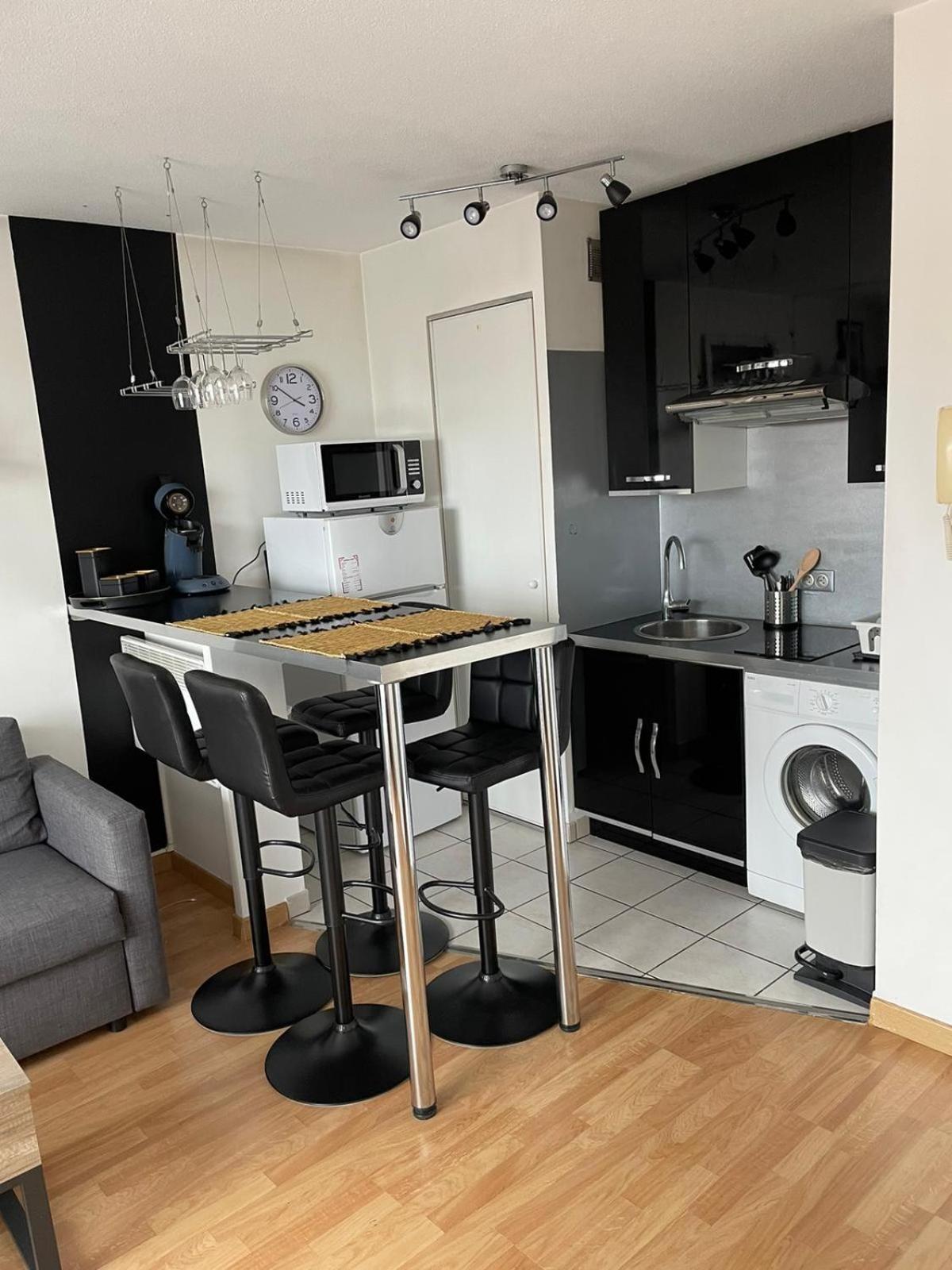 Apartamento Rose T2, Climatisation,parking Prive, Piscine, Wifi , Confort Toulouse